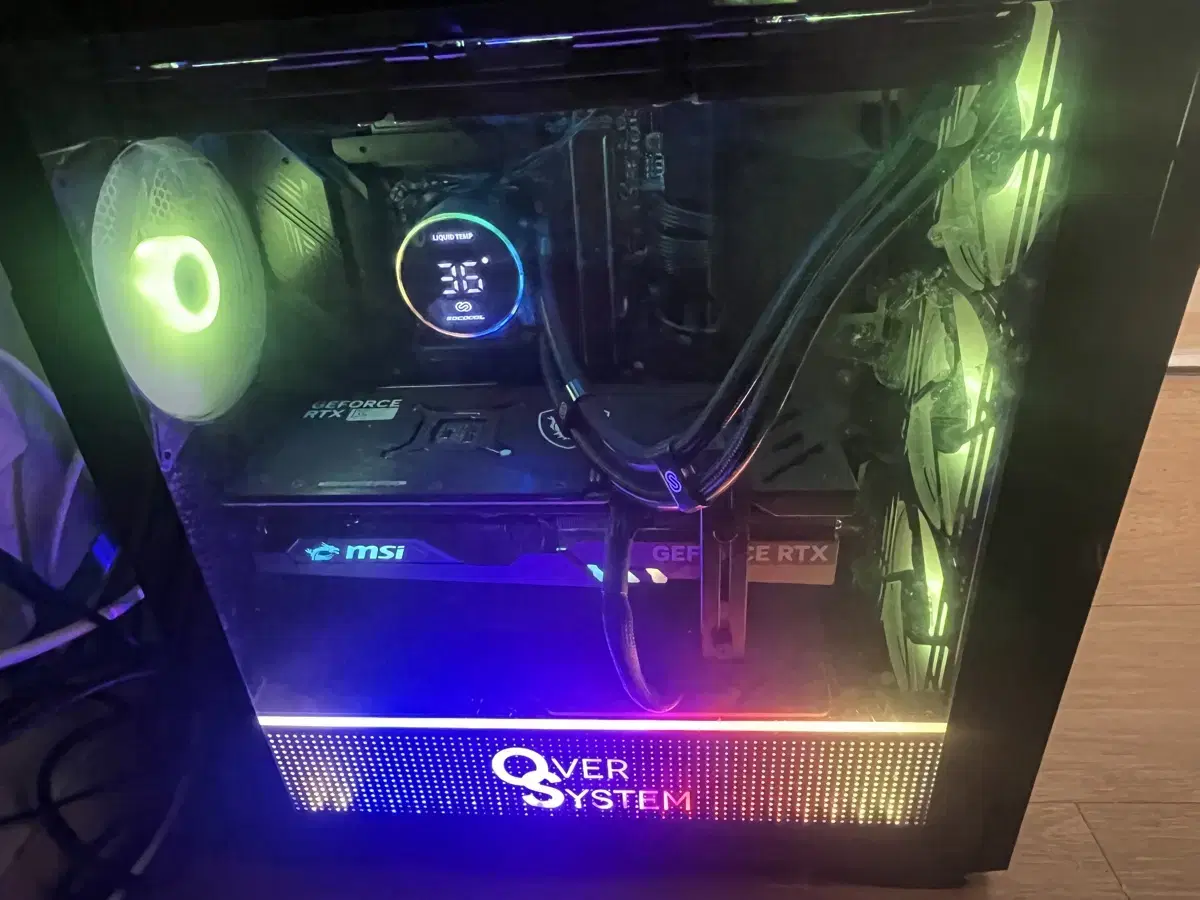 RTX 4070 Ti  I7-13700KF 초고사양 게이밍PC 판매